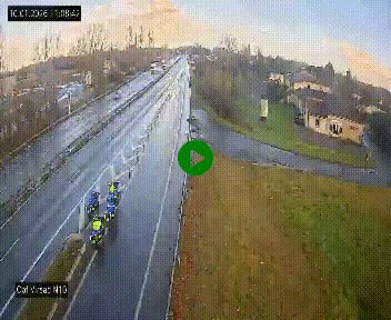 <h2>Vue en direct de l'autoroute A10 grâce à un drône situé au-dessus du péage de Virsac</h2>