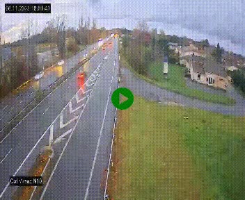 <h2>Vue en direct de l'autoroute A10 grâce à un drône situé au-dessus du péage de Virsac</h2>