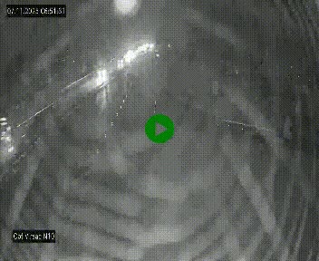 Vue en direct de l'autoroute A10 grâce à un drône situé au-dessus du péage de Virsac