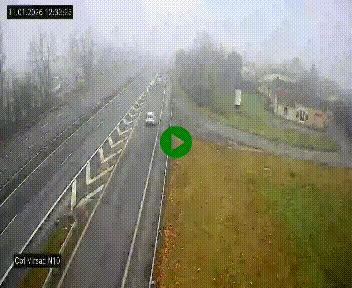 <h2>Vue en direct de l'autoroute A10 grâce à un drône situé au-dessus du péage de Virsac</h2>