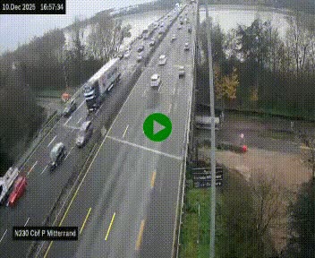 <h2>Webcam sur le périphérique de Bordeaux à l'est de la ville. Caméra située sur le Pont Mitterand sur la N230</h2>
