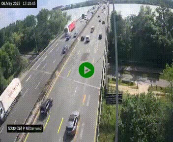 Webcam sur le périphérique de Bordeaux à l'est de la ville. Caméra située sur le Pont Mitterand sur la N230
