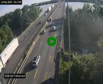 Webcam sur le périphérique de Bordeaux à l'est de la ville. Caméra située sur le Pont Mitterand sur la N230