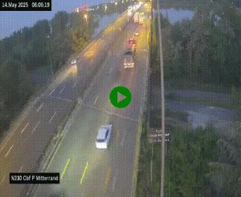 Webcam sur le périphérique de Bordeaux à l'est de la ville. Caméra située sur le Pont Mitterand sur la N230