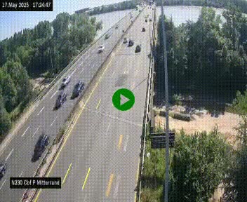 Webcam sur le périphérique de Bordeaux à l'est de la ville. Caméra située sur le Pont Mitterand sur la N230