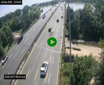 Webcam sur le périphérique de Bordeaux à l'est de la ville. Caméra située sur le Pont Mitterand sur la N230