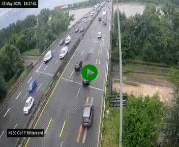 Webcam sur le périphérique de Bordeaux à l'est de la ville. Caméra située sur le Pont Mitterand sur la N230