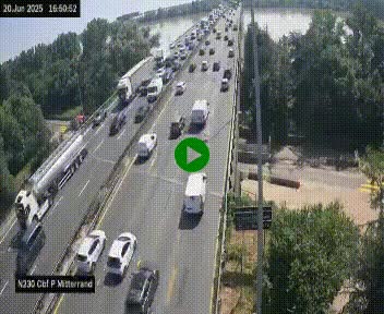 Webcam sur le périphérique de Bordeaux à l'est de la ville. Caméra située sur le Pont Mitterand sur la N230