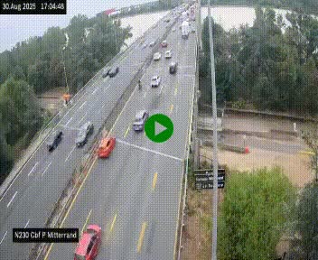 <h2>Webcam sur le périphérique de Bordeaux à l'est de la ville. Caméra située sur le Pont Mitterand sur la N230</h2>