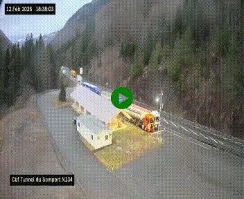Webcam à l'entrée du tunnel du Somport, côté français, sur la N134, dans les Pyrénées, en direction de l'Espagne, à 1116 mètres d'altitude