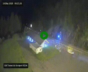 Webcam à l'entrée du tunnel du Somport, côté français, sur la N134, dans les Pyrénées, en direction de l'Espagne, à 1116 mètres d'altitude