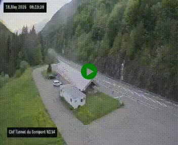 Webcam à l'entrée du tunnel du Somport, côté français, sur la N134, dans les Pyrénées, en direction de l'Espagne, à 1116 mètres d'altitude