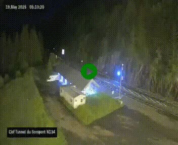 Webcam à l'entrée du tunnel du Somport, côté français, sur la N134, dans les Pyrénées, en direction de l'Espagne, à 1116 mètres d'altitude