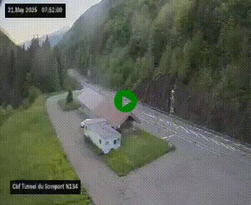 Webcam à l'entrée du tunnel du Somport, côté français, sur la N134, dans les Pyrénées, en direction de l'Espagne, à 1116 mètres d'altitude