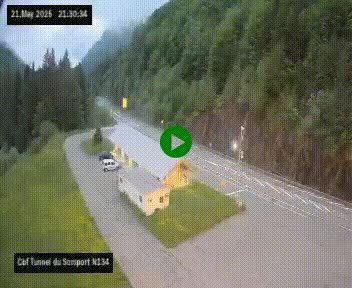 Webcam à l'entrée du tunnel du Somport, côté français, sur la N134, dans les Pyrénées, en direction de l'Espagne, à 1116 mètres d'altitude
