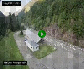 Webcam à l'entrée du tunnel du Somport, côté français, sur la N134, dans les Pyrénées, en direction de l'Espagne, à 1116 mètres d'altitude