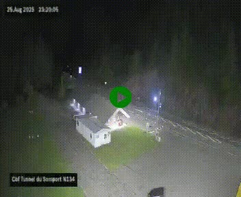 Webcam à l'entrée du tunnel du Somport, côté français, sur la N134, dans les Pyrénées, en direction de l'Espagne, à 1116 mètres d'altitude