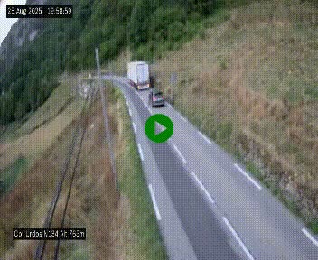 <h2>Webcam dans les Pyrénées Atlantique au niveau du col d'Urdos et du fort du Pourtalet sur la N134, en direction du Col et du tunnel du Somport, à 765 mètres d'altitude</h2>