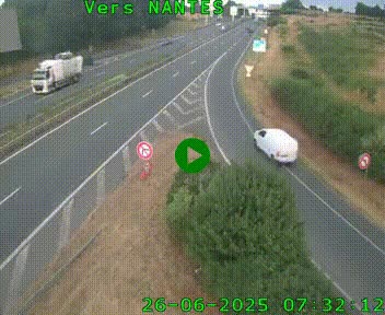 <h2>Webcam N147 au nord de Poitiers et à la jonction avec la A10</h2>