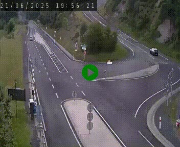 Webcam routière sur la N122 au niveau du Tunnel du Lioran. Vue de l'entrée côté Aurillac.