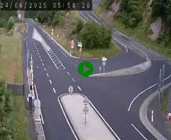 Webcam routière sur la N122 au niveau du Tunnel du Lioran. Vue de l'entrée côté Aurillac.