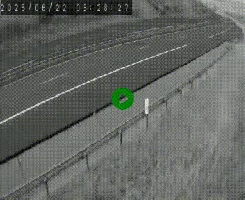 <h2>Caméra autoroute A75 à hauteur de la sortie 42 (Rodez, Laissac, Aire de l'Auvergne) située sur la commune d'Auberoques, près de Sévérac-le-Château</h2>