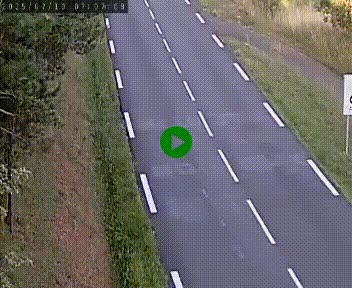 Caméra routière France - N102, au niveau du col de Montmirat à Saint-Etienne-du-Valdonnez à 1039 mètres d'altitude