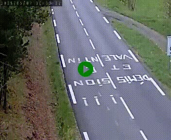Caméra routière France - N102, au niveau du col de Montmirat à Saint-Etienne-du-Valdonnez à 1039 mètres d'altitude