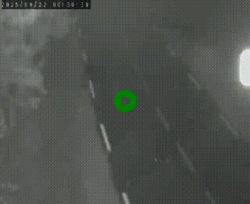 Caméra routière France - N102, au niveau du col de Montmirat à Saint-Etienne-du-Valdonnez à 1039 mètres d'altitude