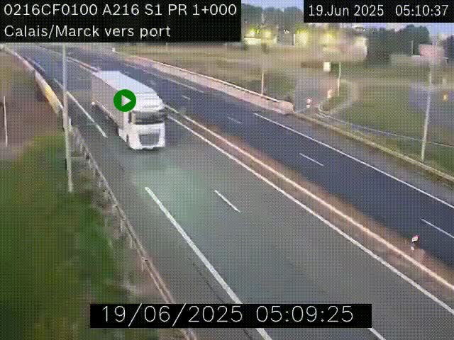 Webcam à Calais sur A216 (N216) en direction du port (harbour) de Calais.
