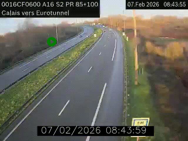 <h2>Webcam A16 à Calais en direction du Tunnel sous la Manche (Eurotunnel)</h2>
