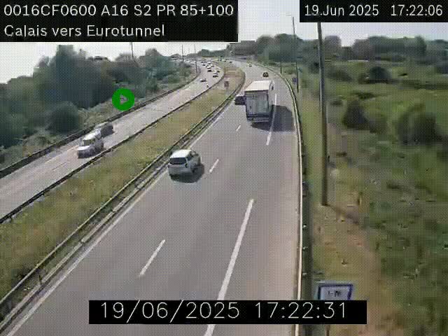 <h2>Webcam A16 à Calais en direction du Tunnel sous la Manche (Eurotunnel)</h2>