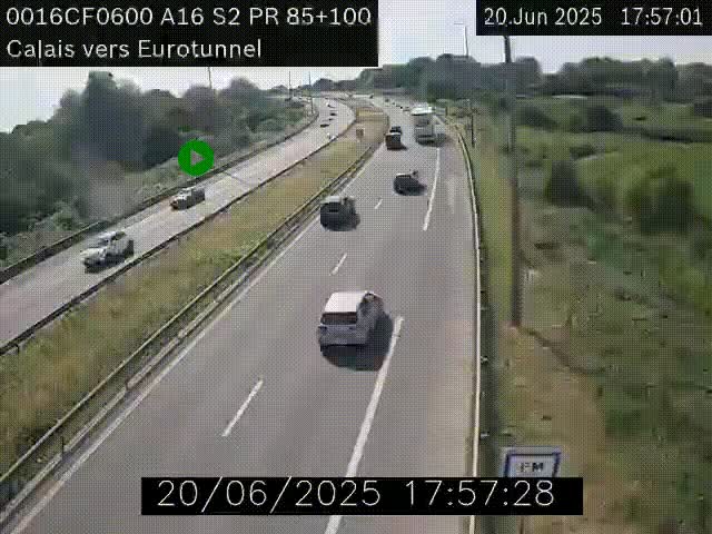 <h2>Webcam A16 à Calais en direction du Tunnel sous la Manche (Eurotunnel)</h2>