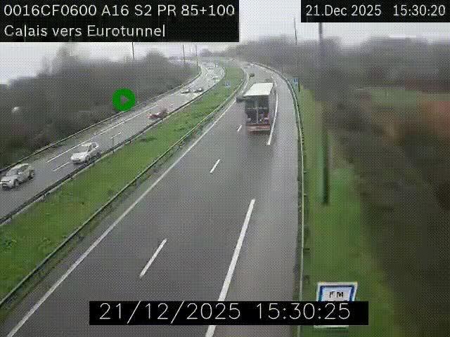 <h2>Webcam A16 à Calais en direction du Tunnel sous la Manche (Eurotunnel)</h2>