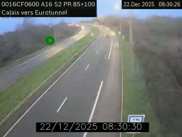 <h2>Webcam A16 à Calais en direction du Tunnel sous la Manche (Eurotunnel)</h2>
