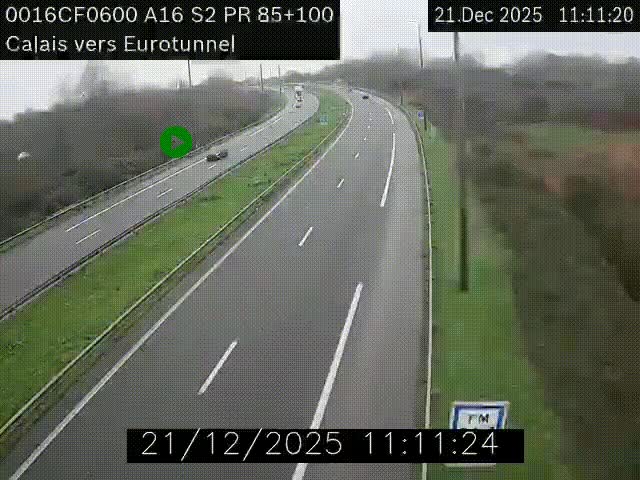 <h2>Webcam A16 à Calais en direction du Tunnel sous la Manche (Eurotunnel)</h2>