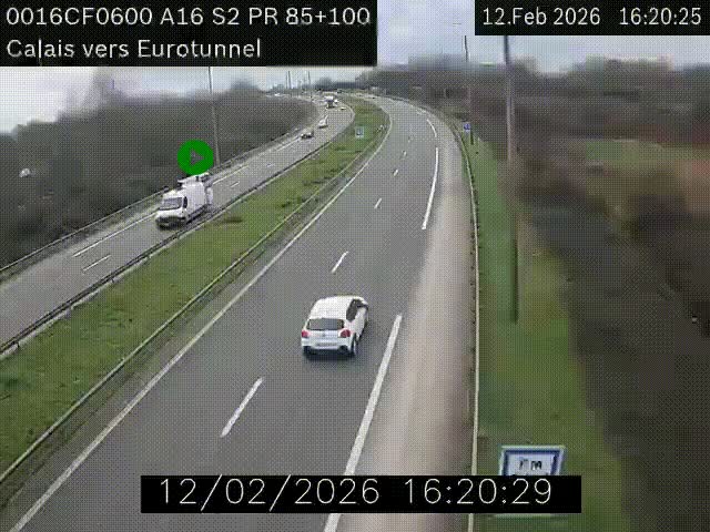<h2>Webcam A16 à Calais en direction du Tunnel sous la Manche (Eurotunnel)</h2>
