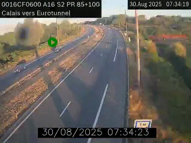 <h2>Webcam A16 à Calais en direction du Tunnel sous la Manche (Eurotunnel)</h2>