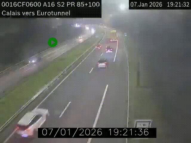 <h2>Webcam A16 à Calais en direction du Tunnel sous la Manche (Eurotunnel)</h2>