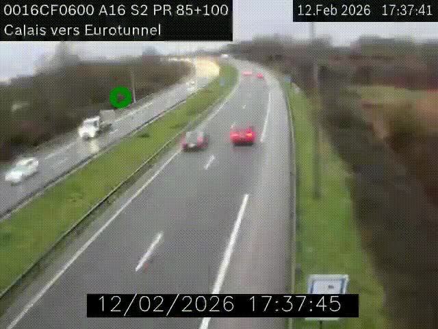 <h2>Webcam A16 à Calais en direction du Tunnel sous la Manche (Eurotunnel)</h2>