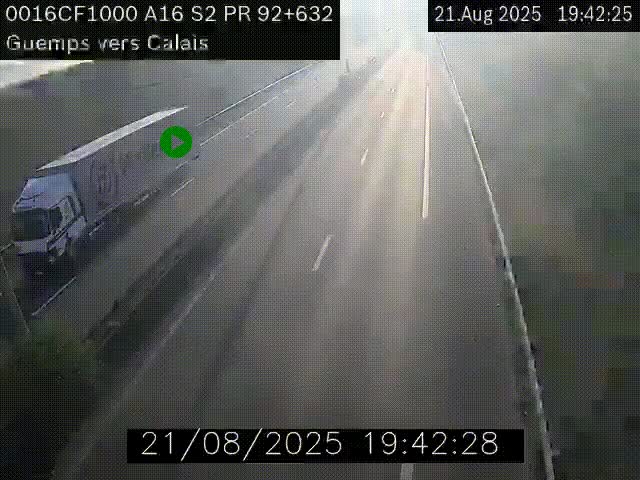 <h2>Webcam A16 juste après l'aire de repos d'Offekerque à Guemps. Vue orientée vers Calais</h2>