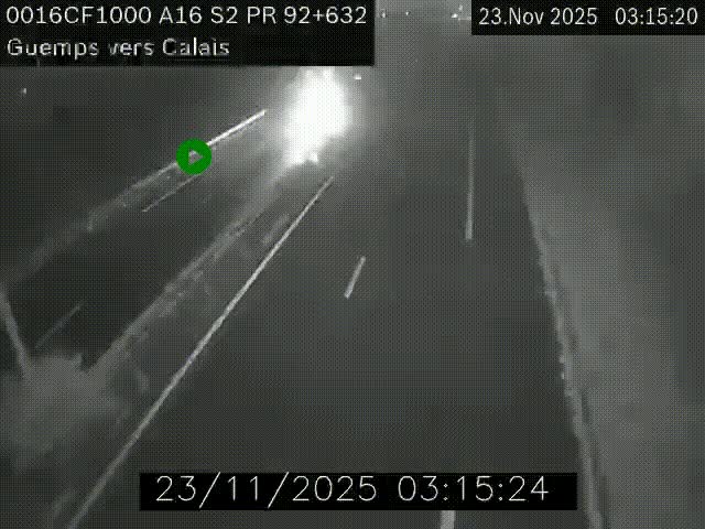 <h2>Webcam A16 juste après l'aire de repos d'Offekerque à Guemps. Vue orientée vers Calais</h2>