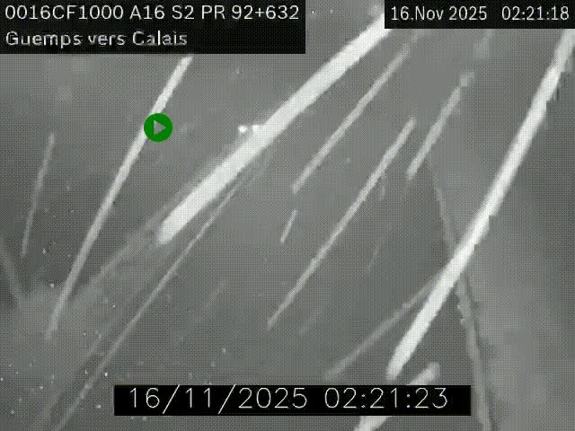 <h2>Webcam A16 juste après l'aire de repos d'Offekerque à Guemps. Vue orientée vers Calais</h2>