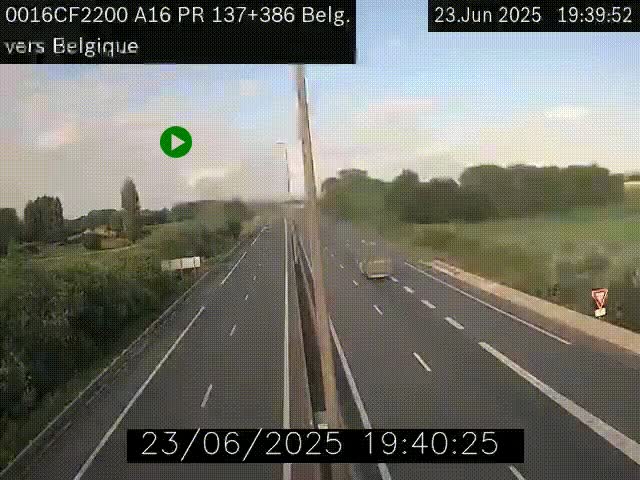 <h2>Webcam à la frontière franco-belge au niveau de Bray-Dunes/De-Panne sur l'autoroute A16. Vue orientée vers la Belgique</h2>