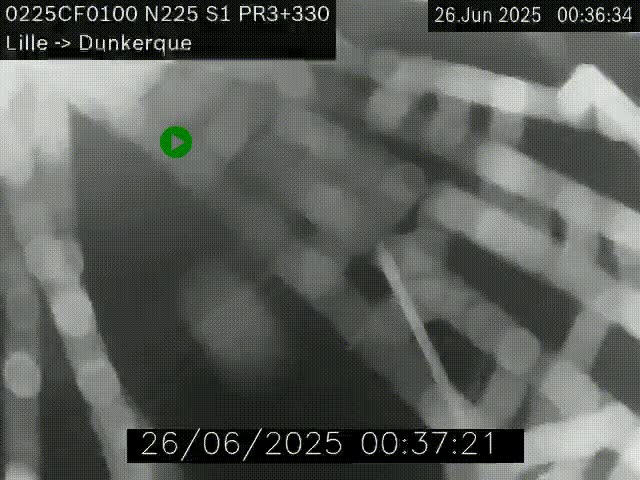 <h2>Webcam autoroute A25 (N225) à hauteur de Bergues (Bierne). Vue orientée vers Dunkerque.</h2>
