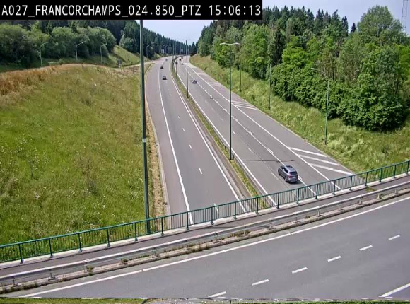 <h2>Webcam E42 (A27) dans les Ardennes à Francorchamps, à proximité du circuit de Spa. Vue orientée vers Liège</h2>