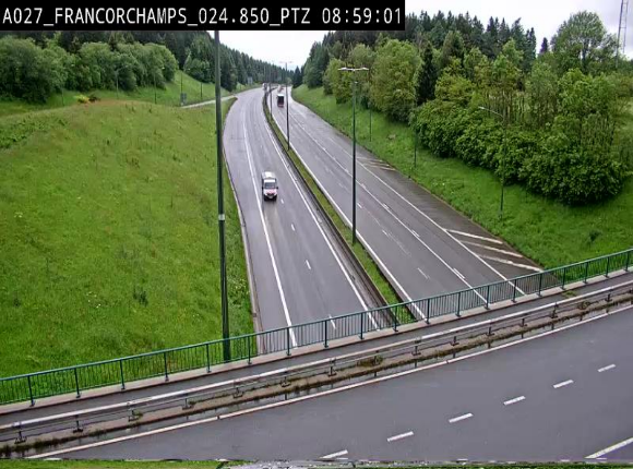 Webcam E42 (A27) dans les Ardennes à Francorchamps, à proximité du circuit de Spa. Vue orientée vers Liège