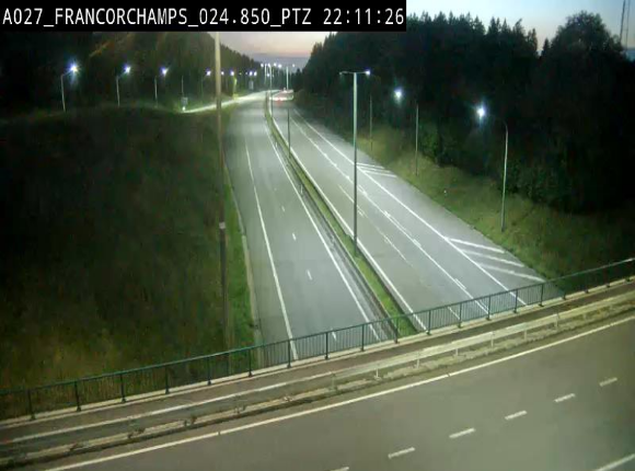 <h2>Webcam E42 (A27) dans les Ardennes à Francorchamps, à proximité du circuit de Spa. Vue orientée vers Liège</h2>