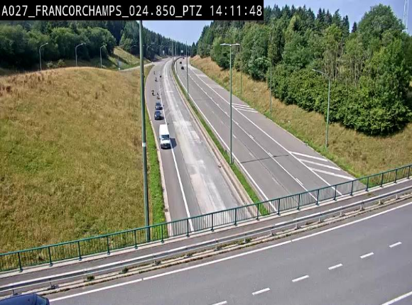 <h2>Webcam E42 (A27) dans les Ardennes à Francorchamps, à proximité du circuit de Spa. Vue orientée vers Liège</h2>