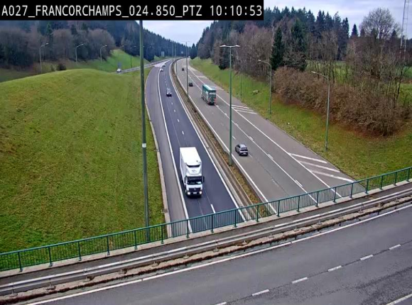 <h2>Webcam E42 (A27) dans les Ardennes à Francorchamps, à proximité du circuit de Spa. Vue orientée vers Liège</h2>